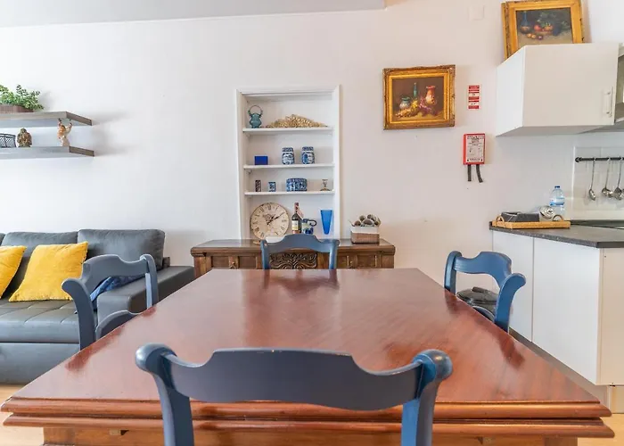 #059 T1 Praceta By Holidays *